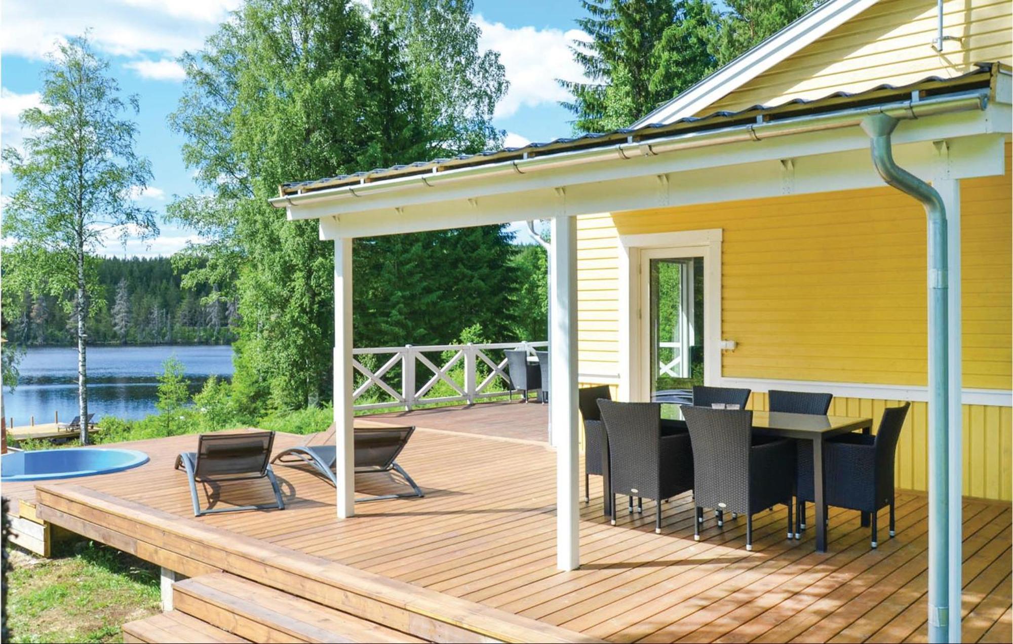 Nice Home In Sunne With Jacuzzi Alvsatern エクステリア 写真